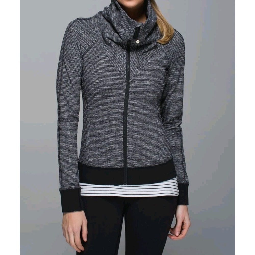 115 Lululemon Be Present Jacket *Luon